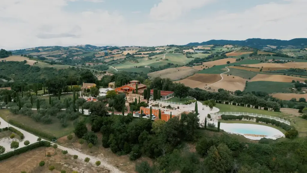 drone a villa la cerbara